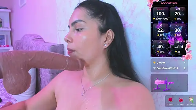 Snapshot of evelinn_belen chatting on April 2026 12:11:02 PM evelinn belen online show from April 2026 12:11:02 PM