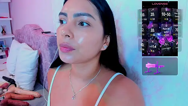 Snapshot of evelinn_belen chatting on May 2026 10:11:02 AM evelinn belen online show from May 2026 10:11:02 AM