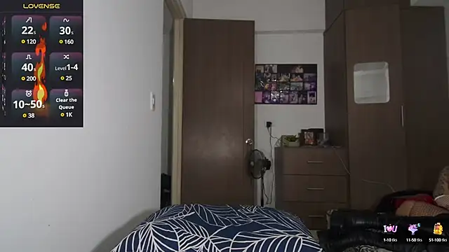 Snapshot of MissIvanna chatting on January 2025 09:26:01 AM MissIvanna online show from January 2025 09:26:01 AM