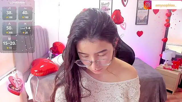 Amy joones online show from February 2025 04:26:02 PM