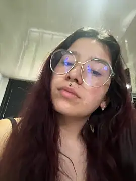 Snapshot of Amy_joones chatting on May 2026 04:13:02 PM Amy joones online show from May 2026 04:13:02 PM