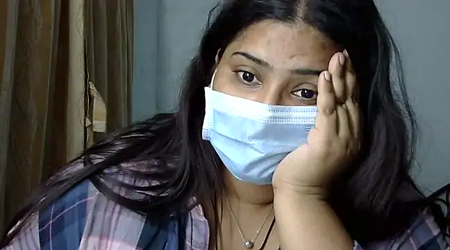 cutelady65 online show from December 2024 04:10:01 PM