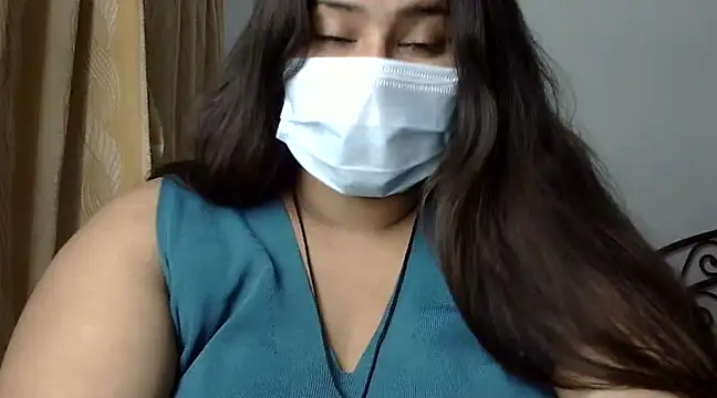 cutelady65 online show from March 2025 05:18:02 PM