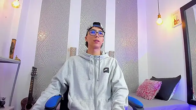 Nikolay Gregori online show from February 2025 07:54:02 AM