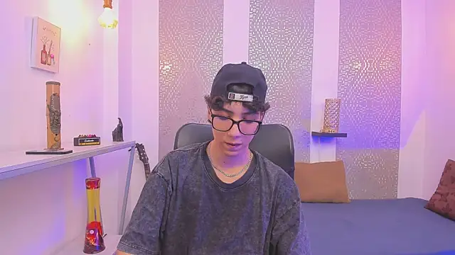 Nikolay Gregori online show from October 2025 04:13:02 AM