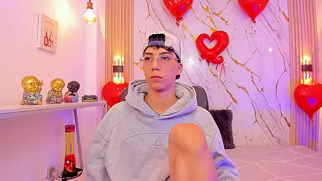 Nikolay Gregori online show from February 2026 04:35:02 AM