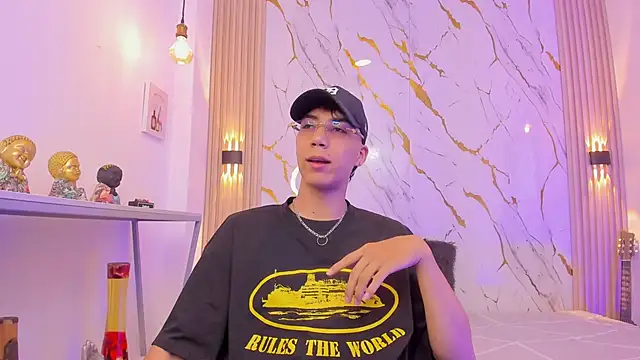 Nikolay Gregori online show from April 2026 04:01:01 AM