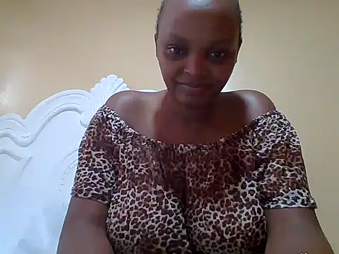 Snapshot of Sexxy-Shie chatting on June 2026 09:48:02 AM Sexxy-Shie online show from June 2026 09:48:02 AM