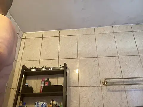 Miguel16i online show from December 2024 08:01:02 PM