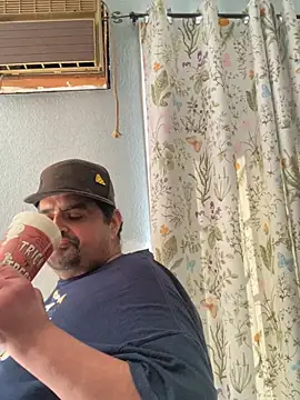 Miguel16i online show from March 2025 08:03:02 PM