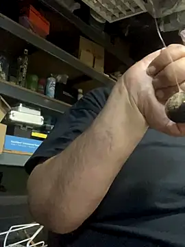 Miguel16i online show from September 2025 07:30:02 AM