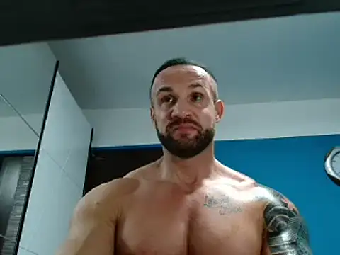 Snapshot of Magnificmuscles89 chatting on January 2025 08:36:02 PM Magnificmuscles89 online show from January 2025 08:36:02 PM