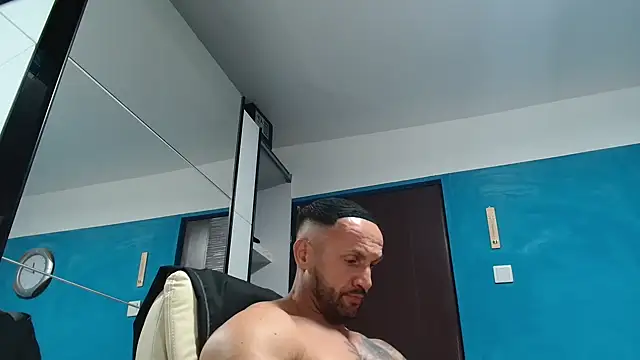 Snapshot of Magnificmuscles89 chatting on October 2025 09:12:02 PM Magnificmuscles89 online show from October 2025 09:12:02 PM