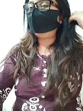 Aishwaryaa 69 online show from March 2026 12:09:01 PM