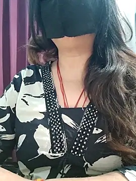 Aishwaryaa 69 online show from March 2026 09:36:01 AM