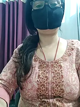 Snapshot of Aishwaryaa_69 chatting on June 2026 03:30:02 AM Aishwaryaa 69 online show from June 2026 03:30:02 AM