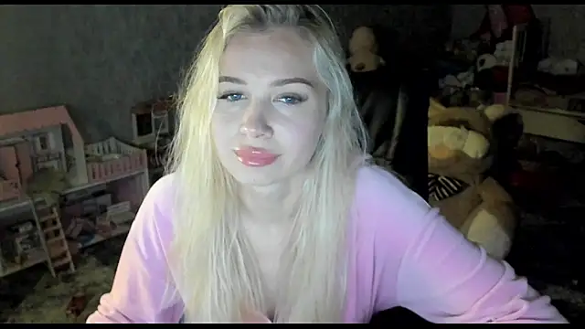  NigoNika online show from April 2026 07:55:02 PM