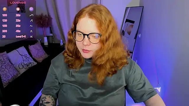 Cassie xKiss online show from March 2026 08:48:02 PM