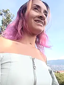 Snapshot of Rob_and_lizzy chatting on January 2025 09:51:02 PM Rob and lizzy online show from January 2025 09:51:02 PM