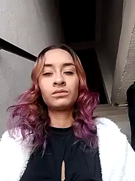 Snapshot of Rob_and_lizzy chatting on January 2025 12:41:02 PM Rob and lizzy online show from January 2025 12:41:02 PM