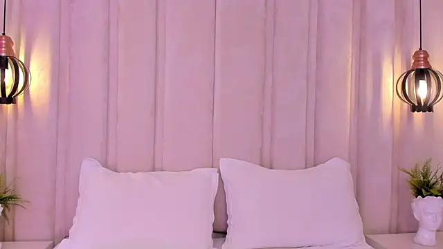 bonniekim  online show from February 2025 02:46:02 PM