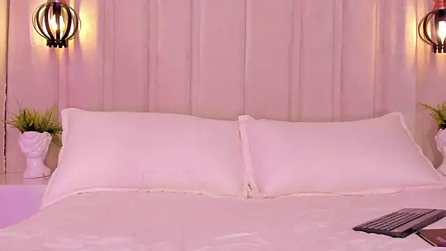 bonniekim  online show from March 2025 02:51:01 PM