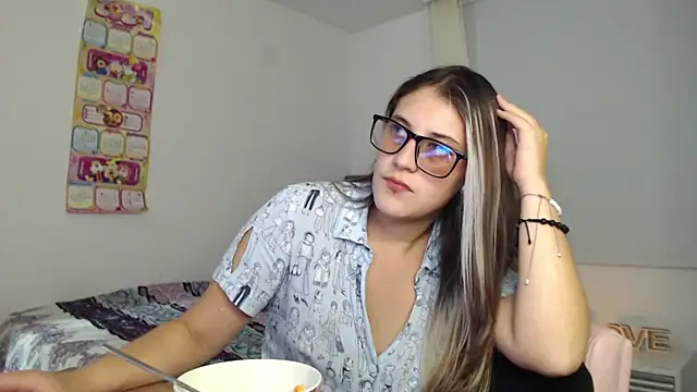 Giia paiige18 online show from March 2025 08:31:01 AM