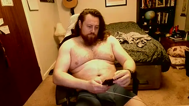 Snapshot of Hairy_Guy30 chatting on May 2026 09:00:01 PM Hairy Guy30 online show from May 2026 09:00:01 PM