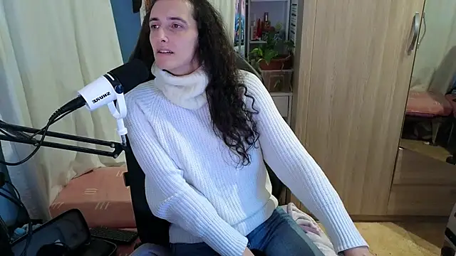 MemiKouki online show from November 2025 05:01:02 PM