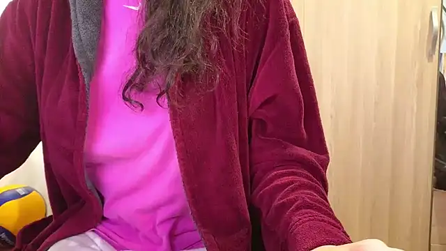 MemiKouki online show from January 2026 07:36:02 AM