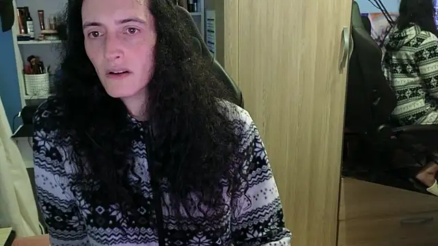 MemiKouki online show from April 2026 03:40:02 PM