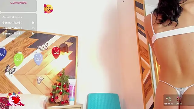 Snapshot of Kathaleiya_Ozz chatting on December 2024 08:39:02 PM Kathaleiya Ozz online show from December 2024 08:39:02 PM