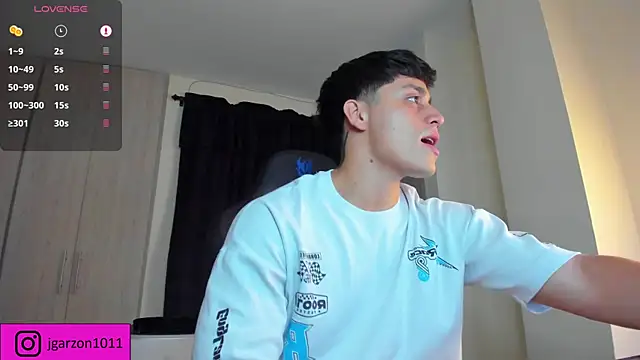 Snapshot of _joansoto chatting on March 2025 01:28:01 PM  joansoto online show from March 2025 01:28:01 PM