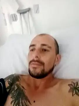 Snapshot of fire_menxxx001 chatting on December 2024 07:34:01 PM fire menxxx001 online show from December 2024 07:34:01 PM