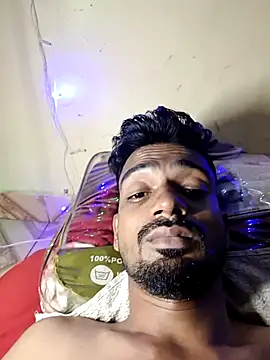 Snapshot of saggy1218 chatting on December 2025 10:58:02 PM saggy1218 online show from December 2025 10:58:02 PM