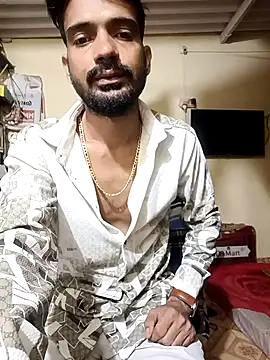 Snapshot of saggy1218 chatting on February 2026 11:16:02 PM saggy1218 online show from February 2026 11:16:02 PM