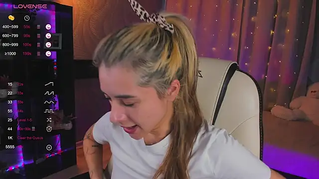 DarlaLike online show from March 2025 07:41:01 AM