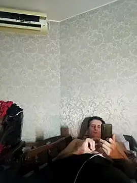 Snapshot of Viause_Kentauelle chatting on December 2024 04:12:02 PM Viause Kentauelle online show from December 2024 04:12:02 PM