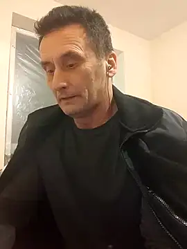 Snapshot of Viause_Kentauelle chatting on January 2025 09:29:01 PM Viause Kentauelle online show from January 2025 09:29:01 PM