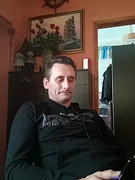 Snapshot of Viause_Kentauelle chatting on March 2025 06:53:01 AM Viause Kentauelle online show from March 2025 06:53:01 AM