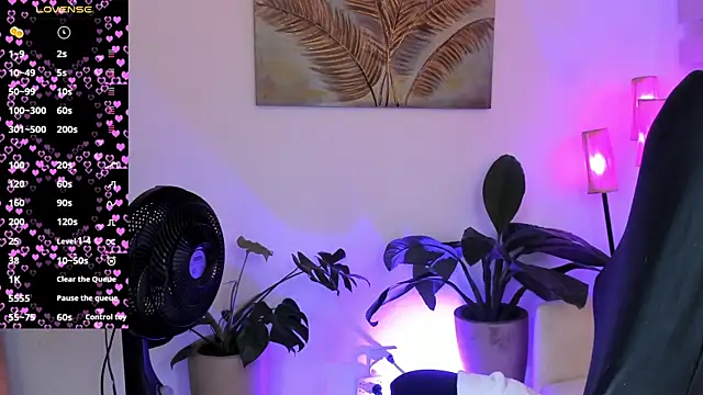 veronika naughty online show from April 2026 02:55:02 PM