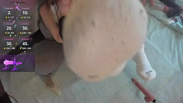 Snapshot of peachymexo chatting on February 2025 04:14:02 PM peachymexo online show from February 2025 04:14:02 PM