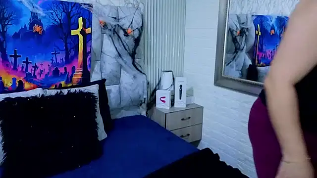 charlotte  G online show from October 2025 11:44:02 AM