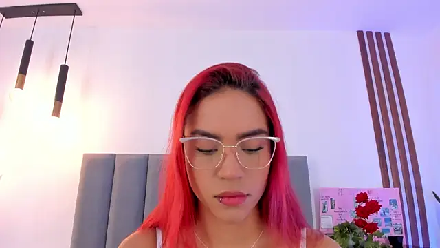 Scarlett Morgan  online show from October 2025 07:36:02 PM