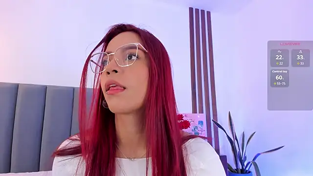 Scarlett Morgan  online show from November 2025 07:51:02 PM