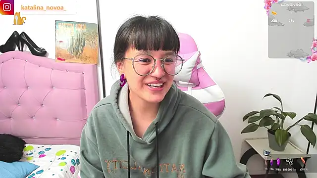 Snapshot of Katalina_novoa chatting on May 2026 01:47:02 AM Katalina novoa online show from May 2026 01:47:02 AM