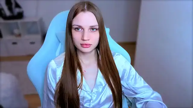 StellaLawless online show from April 2026 07:36:01 PM