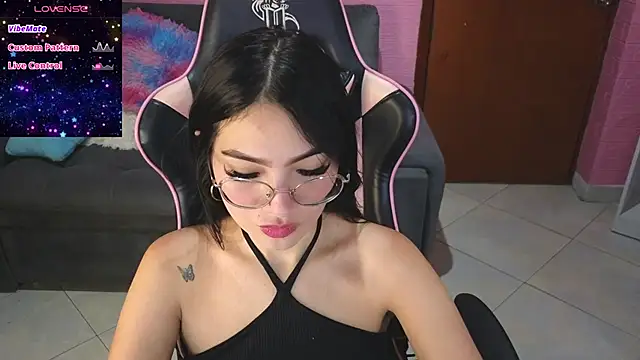 keity moon online show from February 2025 01:49:02 PM