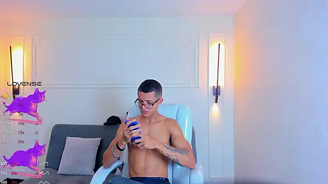 Paradise boy s online show from February 2026 02:09:01 PM