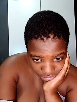 Bigchoccojugsxx online show from February 2026 09:55:01 PM